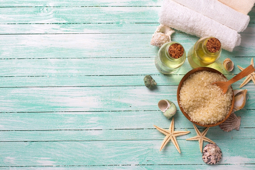 skincare-2357980_1920_892.jpg
